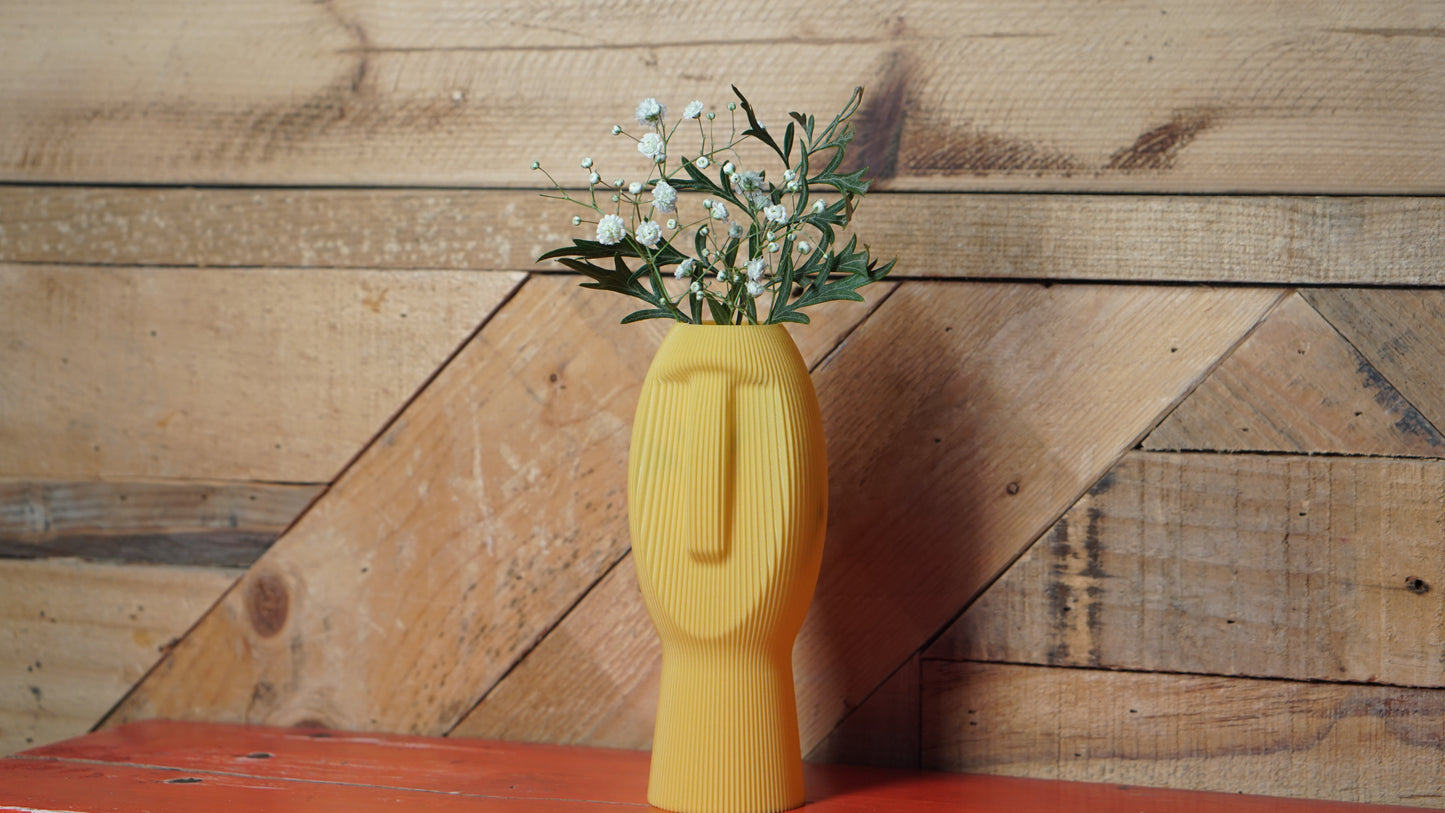 Silent dude vase