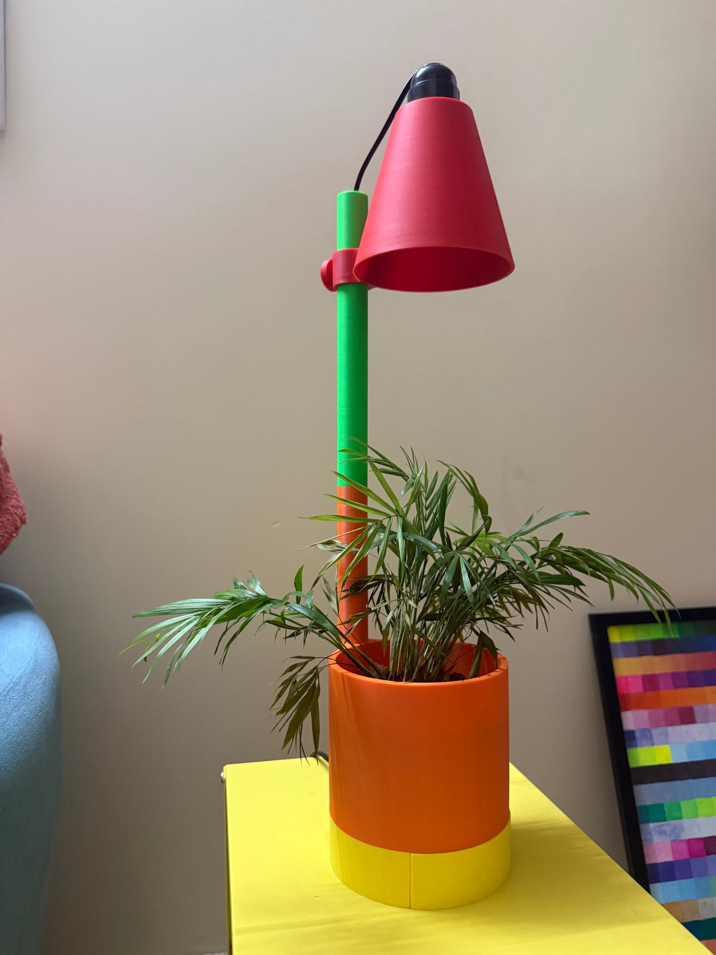 The Grow Light Planter