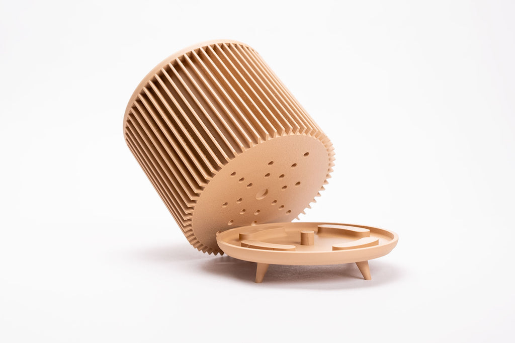 Planter with legs