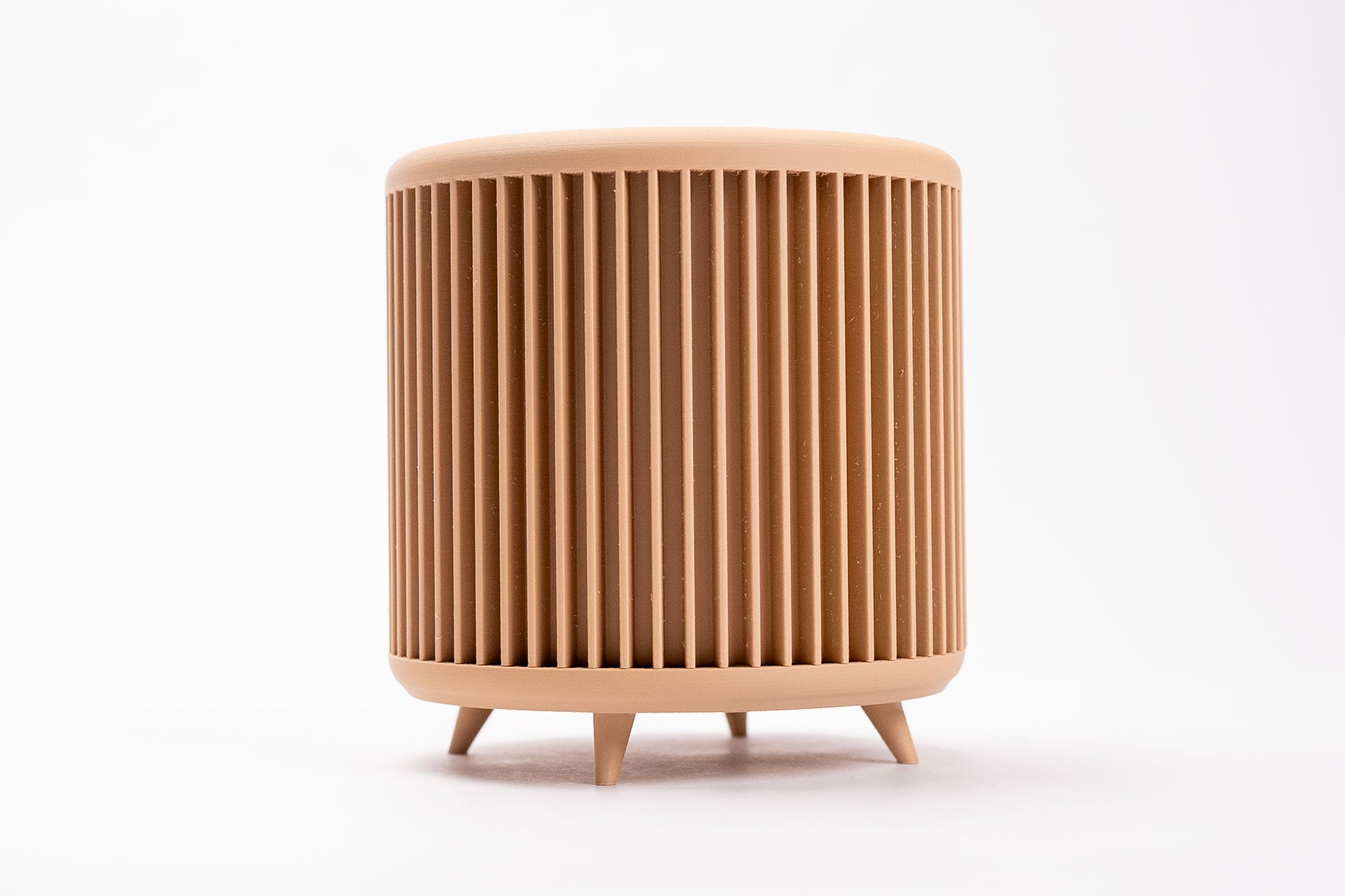 Planter with legs