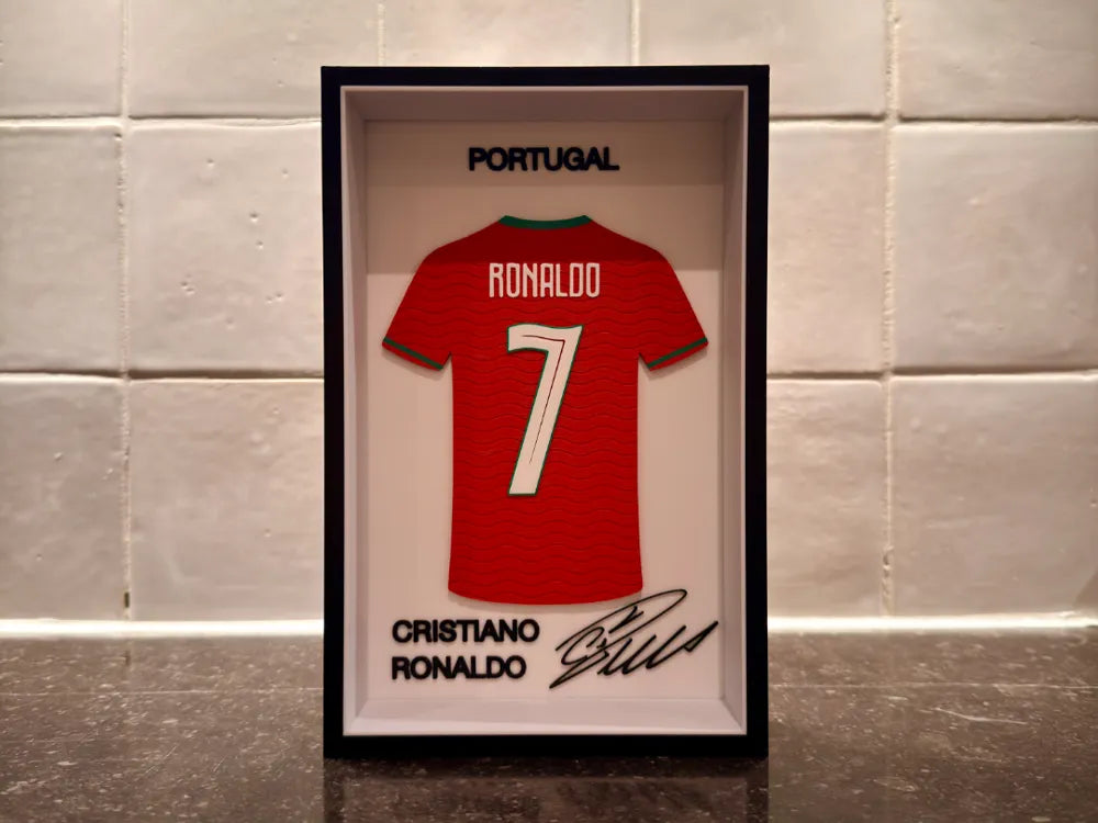 Cristiano Ronaldo - Portugal 2026 - Jersey Frame