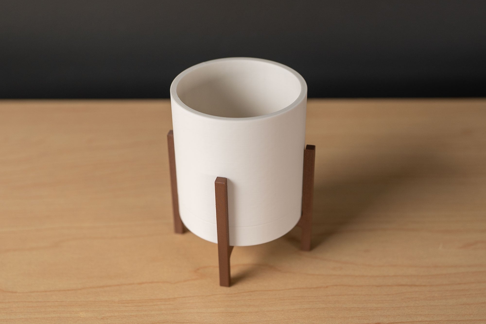 Classic Planter with Drip Tray and Stand