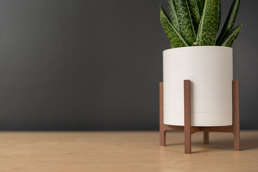 Classic Planter with Drip Tray and Stand