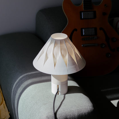 Rosace table lamp