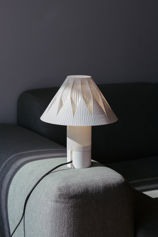 Rosace table lamp
