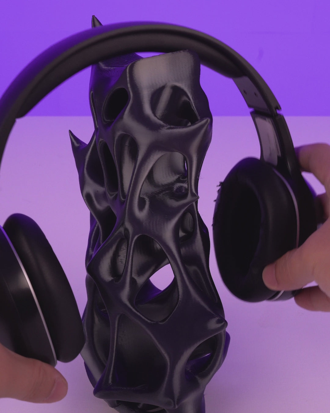 Living Grasp Headphone Holder